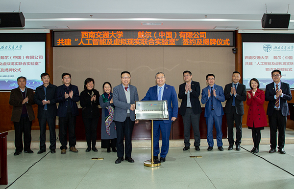 JHW_3092.jpg JHW_3092.jpg